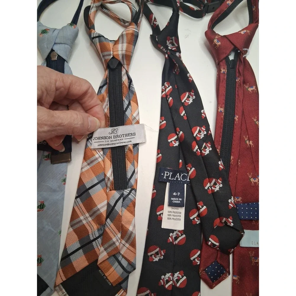 Lot of 6 Boys Zipper Pre-Tied Neckties & 2 Bow Ties Assorted Brands Colors